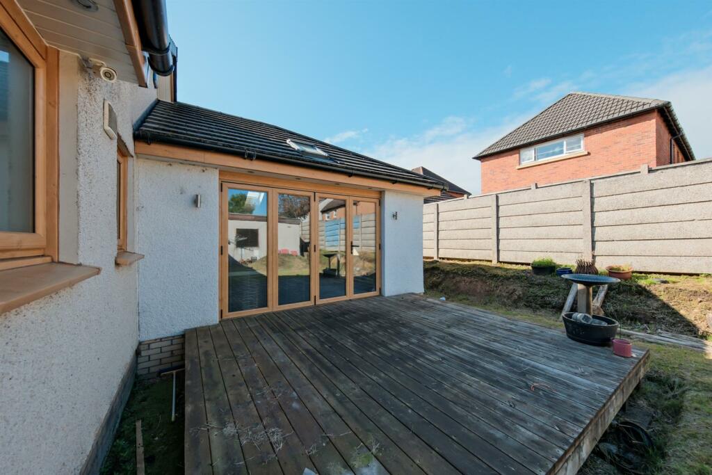 040-371 New Edinburgh Road Bellshill, ML4 3HH.jpg