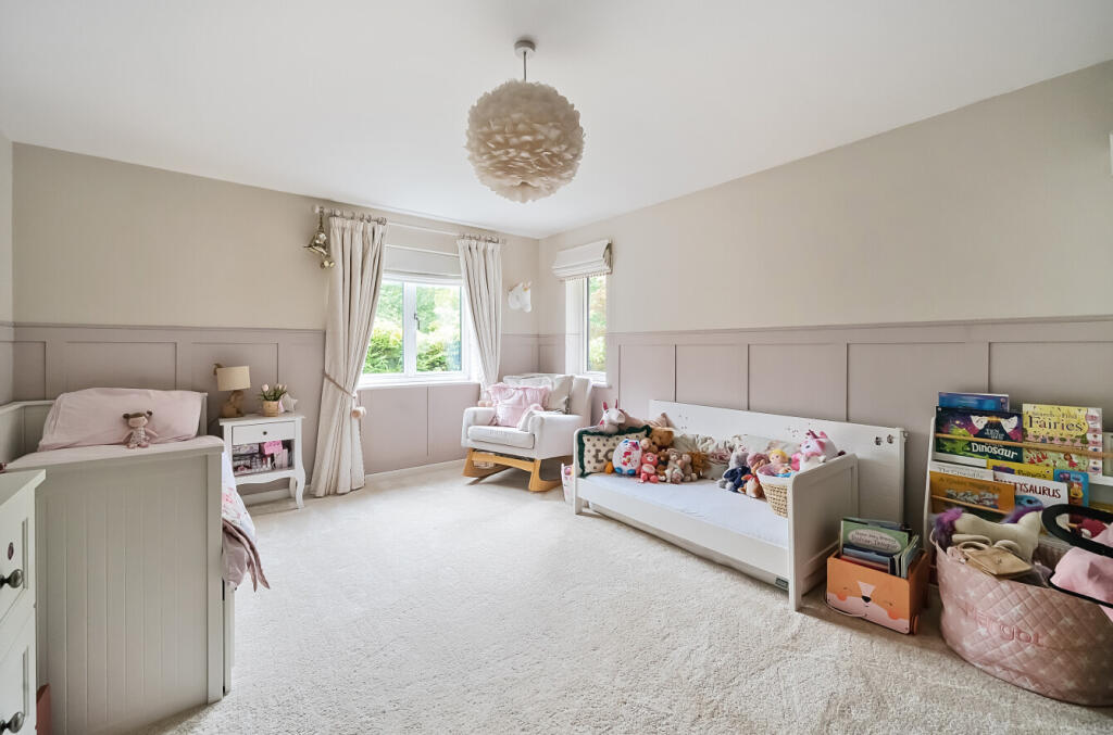 1296858-42-6835b5...