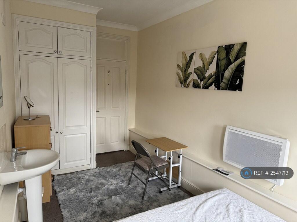 Room 4