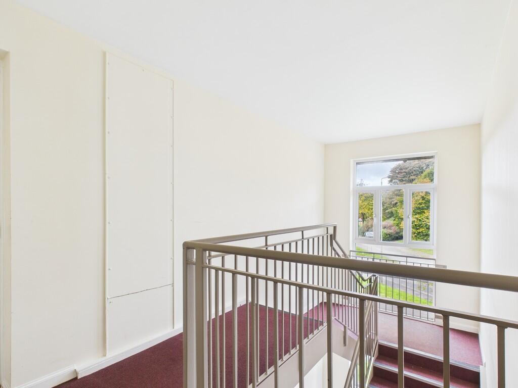 CAM05526G0-PR0048...