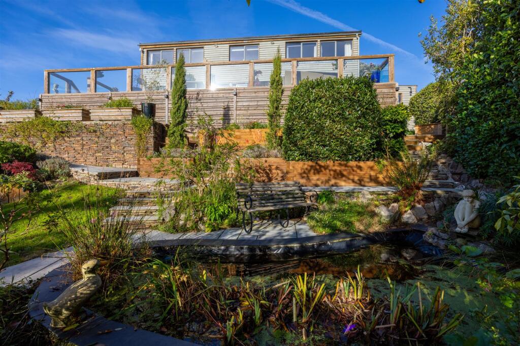 30 - 53 Dunstone Park Road Paignton.jpg