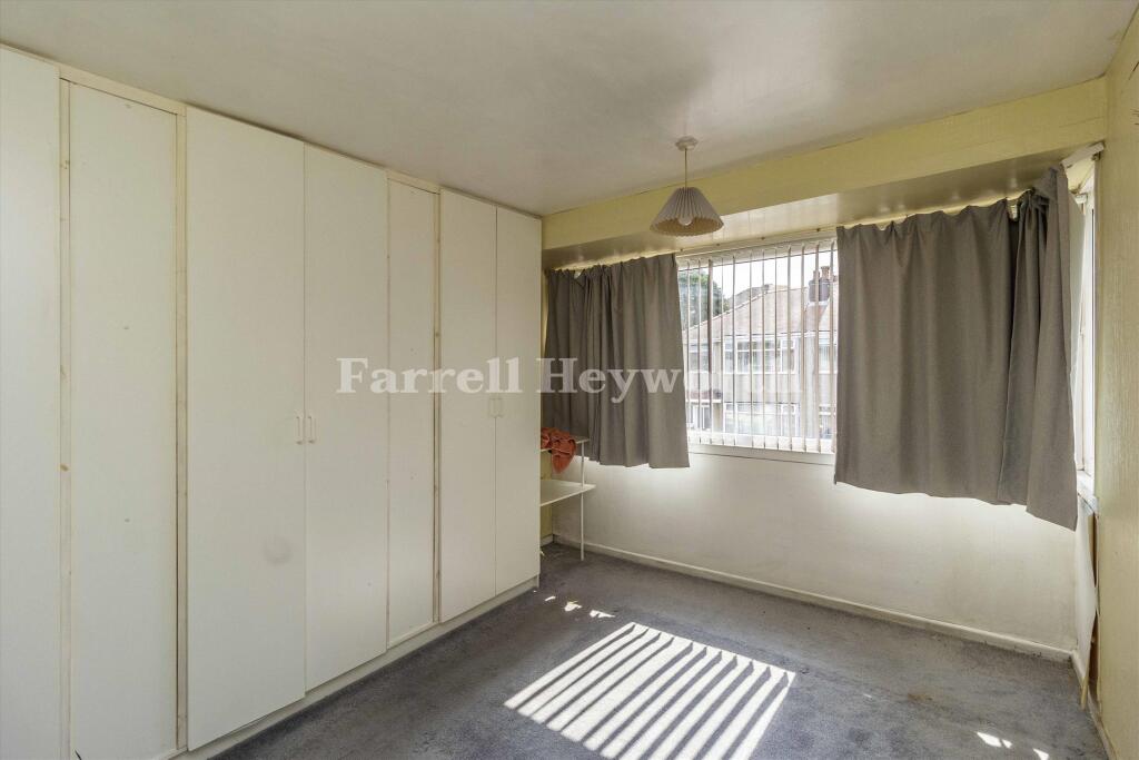 Bedroom 1 T202508211254.jpg