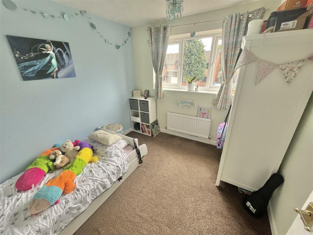 Bedroom 4.jpg