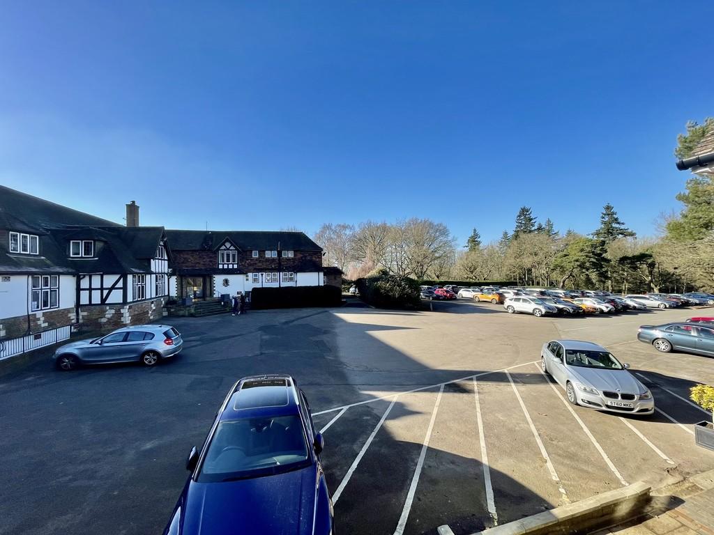 Golf Club Parking