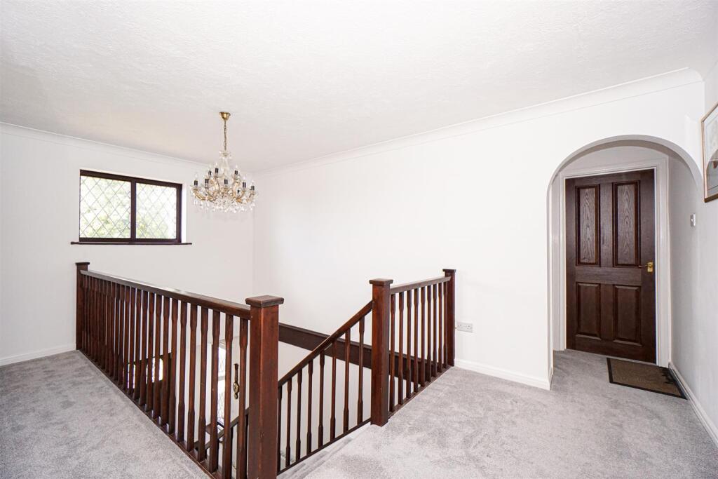 Lower Glen  (70)_Alto.jpg