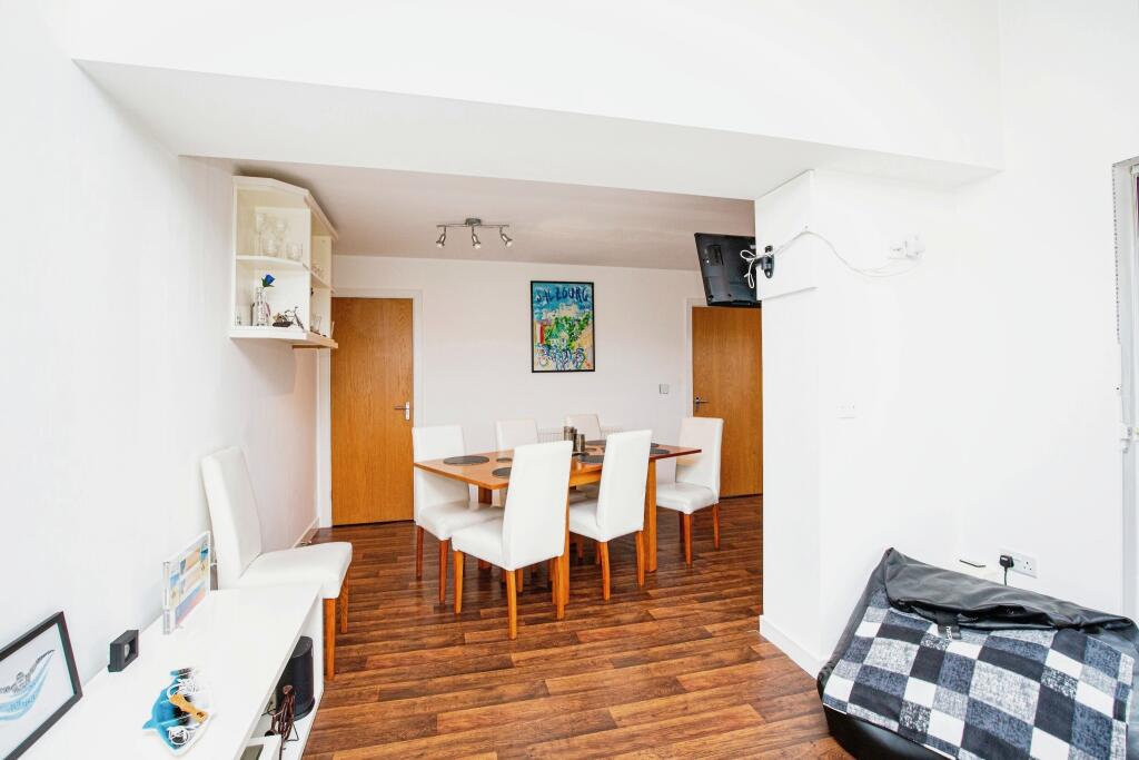 Dining / Family Room