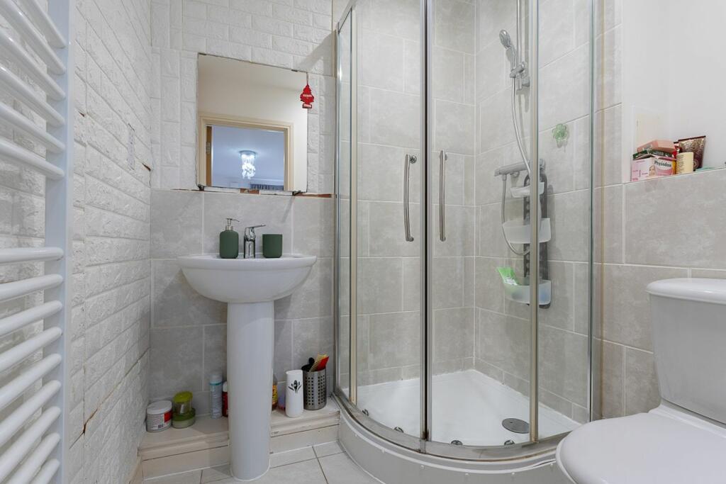 Master En-suite