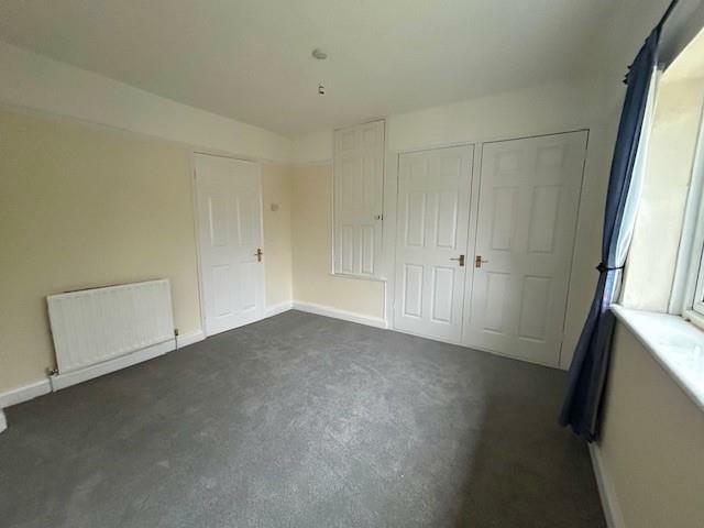 38 Sycamore Road bedroom 2.jpg