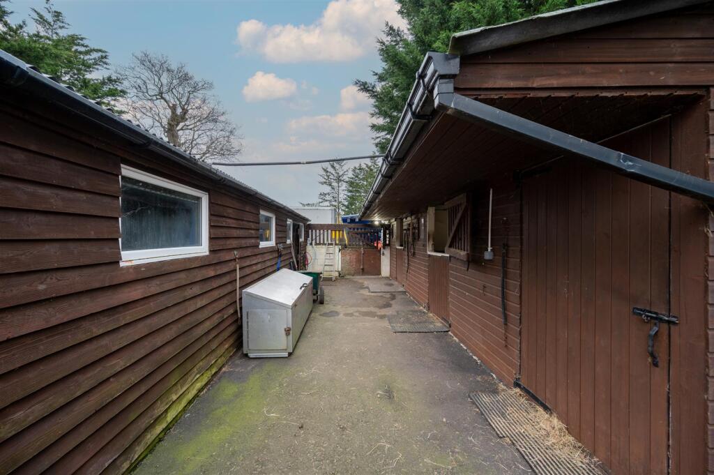 132 Havant Road 25 33.jpg