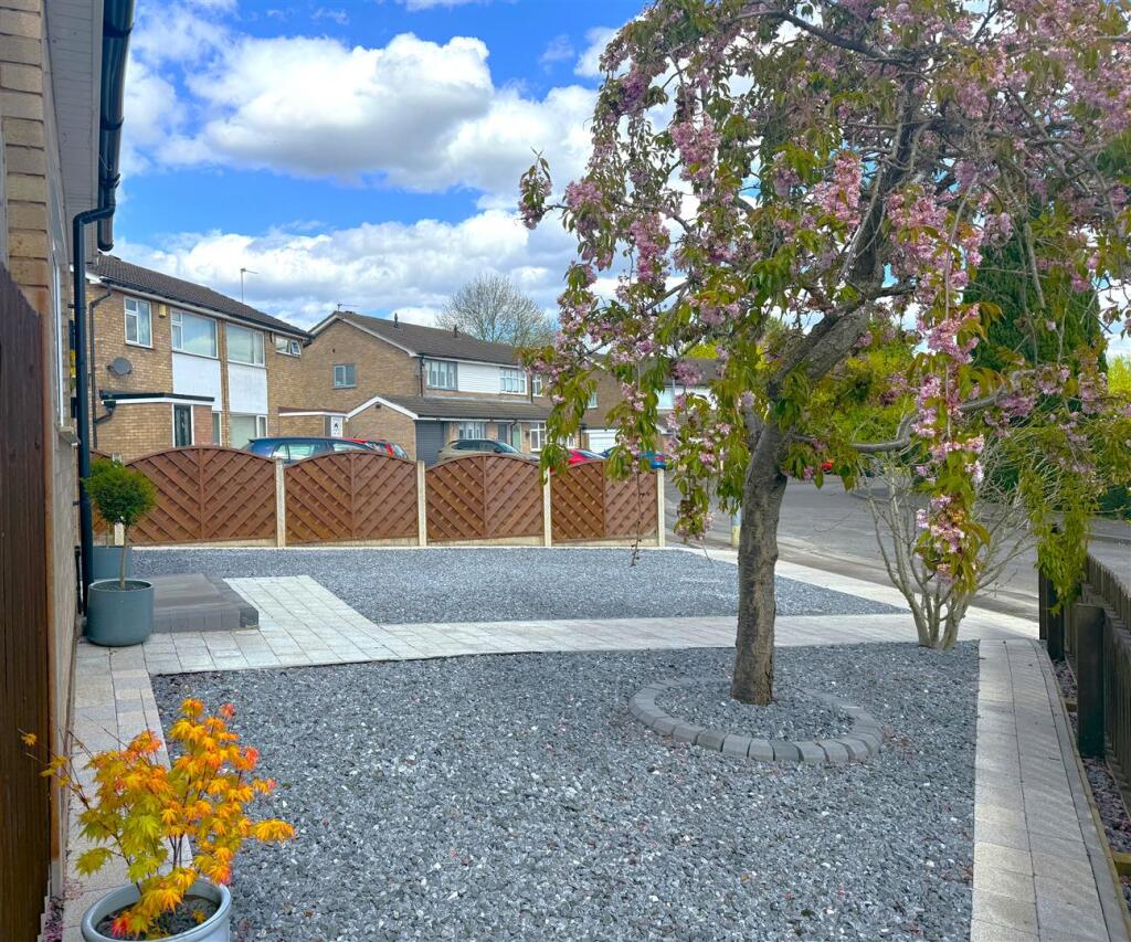 Driveway.JPG