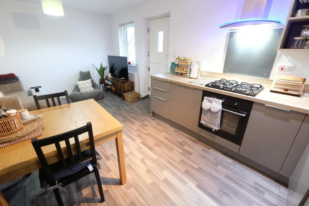 OPEN PLAN ROOM