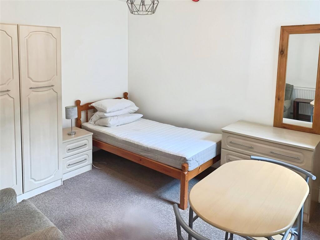 Hmo - Bedroom