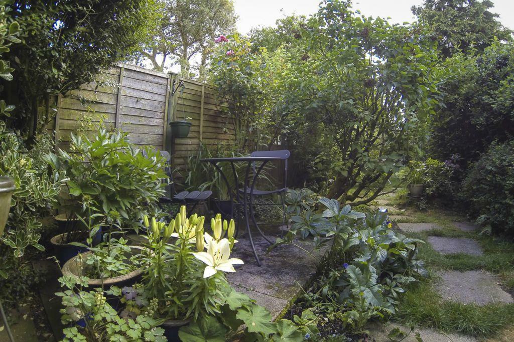 9 Goodey Meade - Rear Garden 2 - FMacKay.jpg