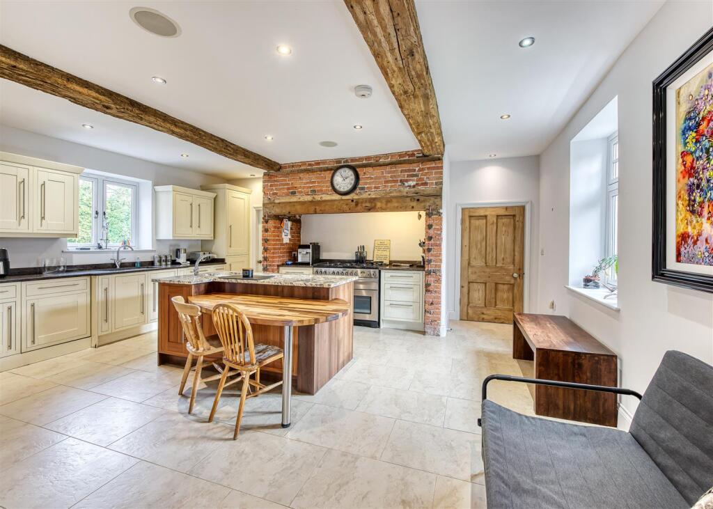 Stockton House-kitchen1.jpg