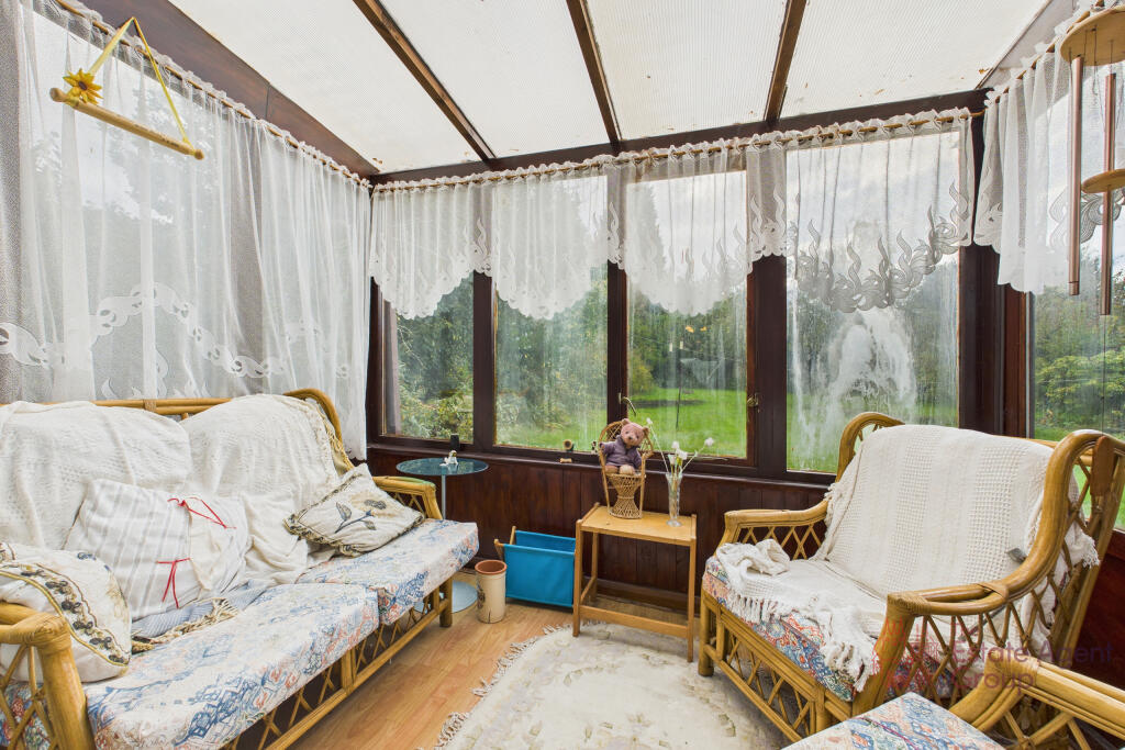 CAM02494G0-PR0064-STILL018