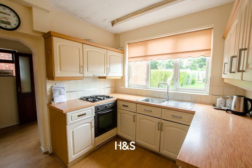 2heatonroad1.jpg