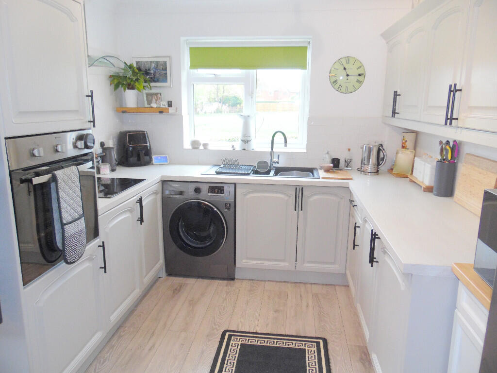 KITCHEN &amp; DINING