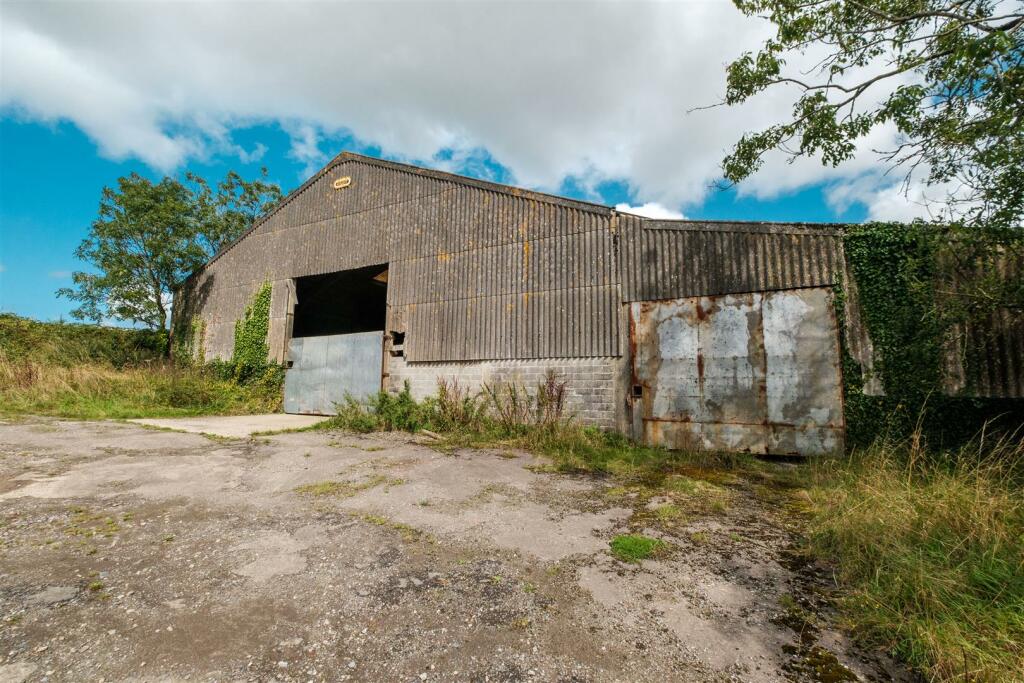 Parry_Barn-1.jpg