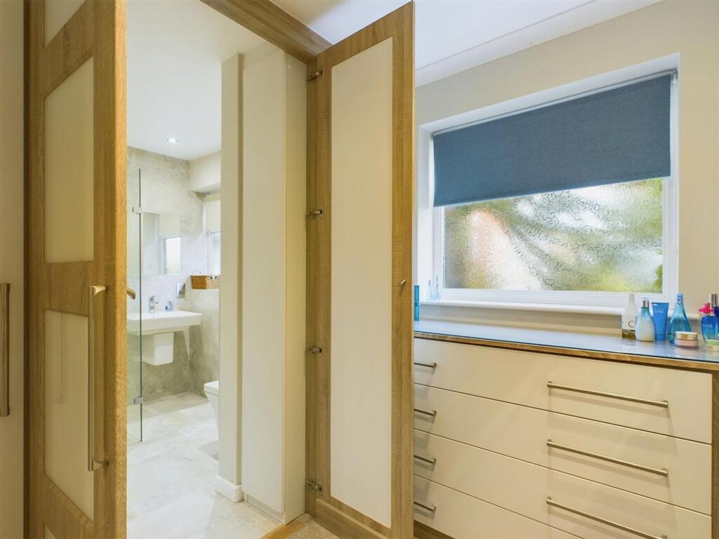 Bedroom One Dressing Area with En-suite