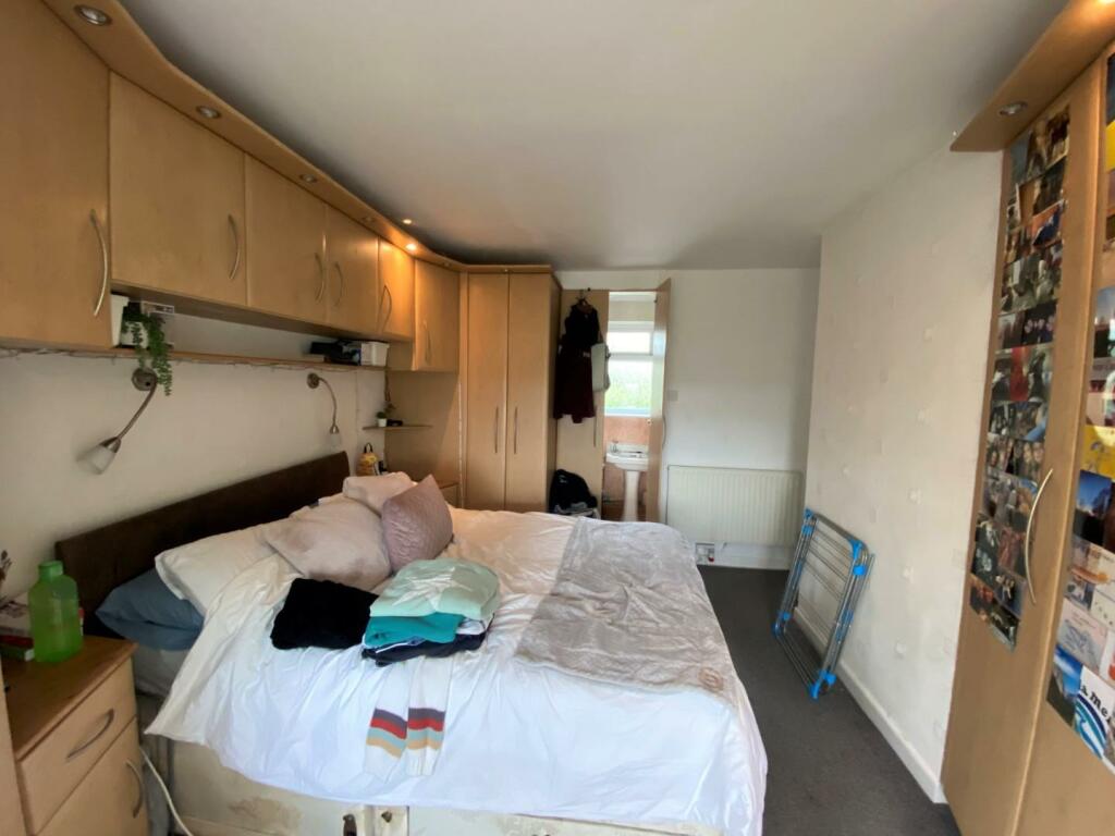Bedroom 5 first floor