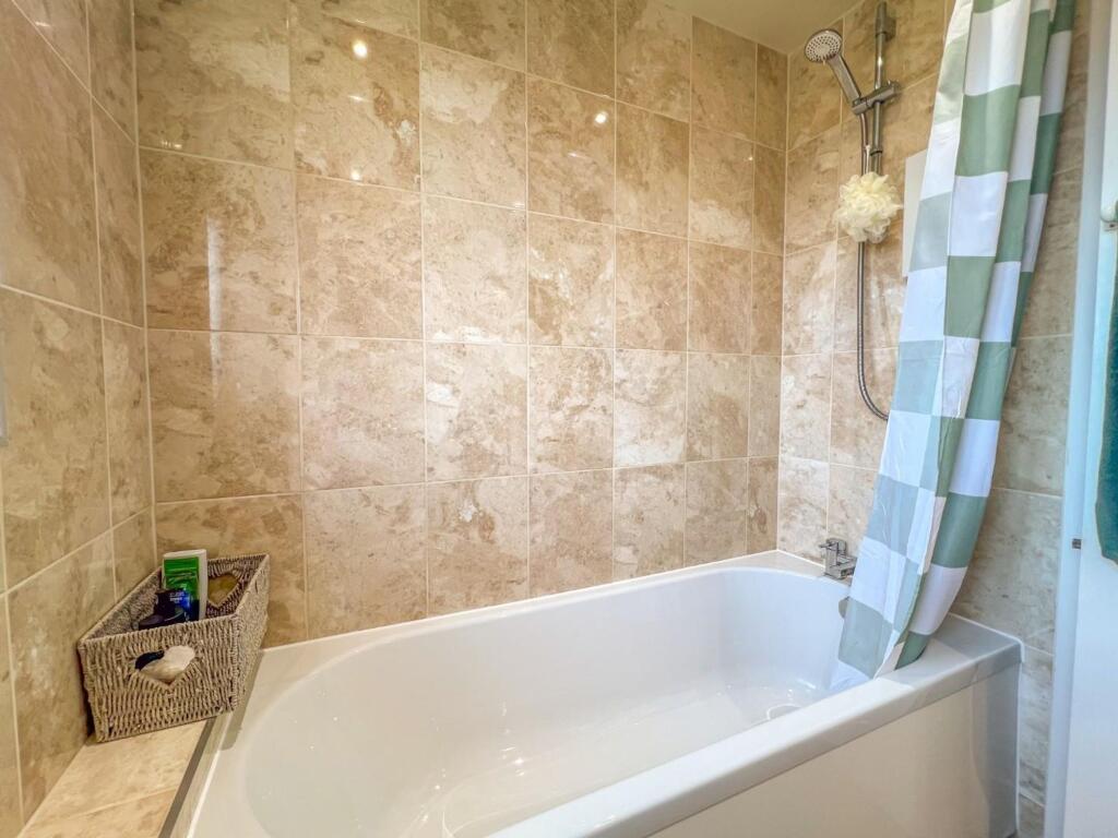 Launceston Drive - Image-17.jpg