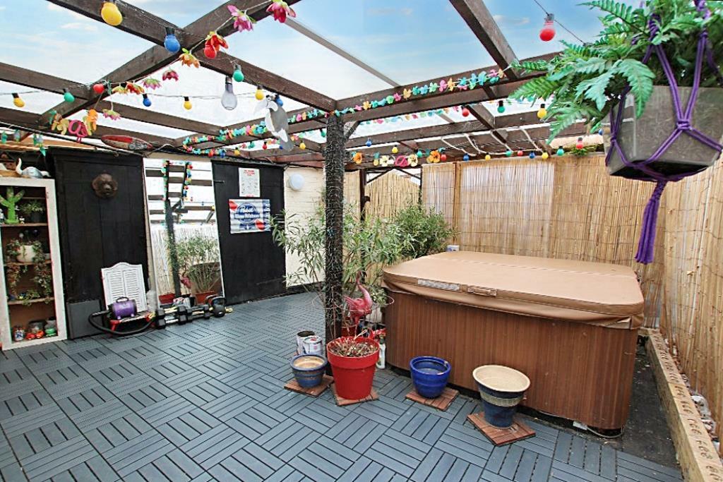 patio (Portal Size).JPG