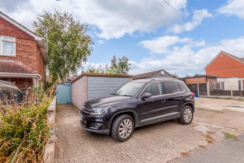 Garage &amp; Driveway