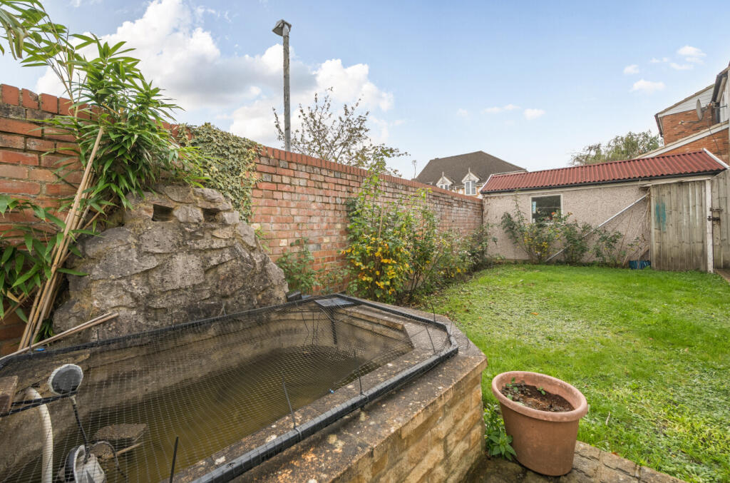 1372340-2-690cd4d...