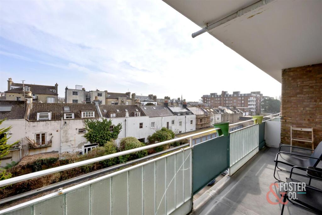 The Drive, Grove Court, 14-010.jpg