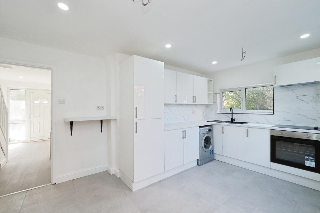 Modern Kitchen Diner