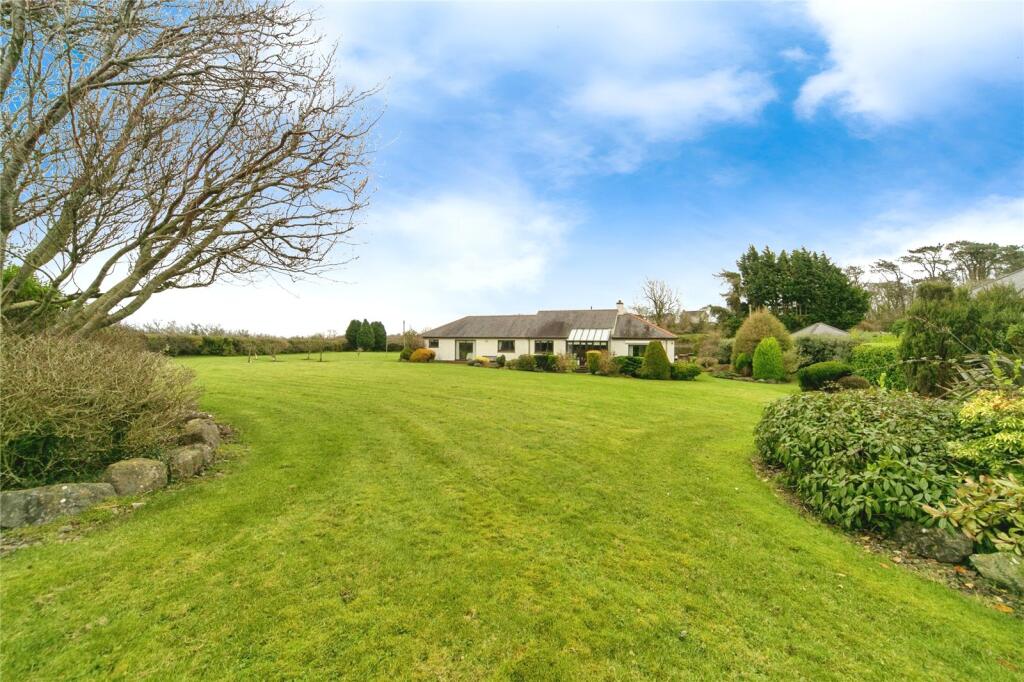 Tyn-y-Gongl, Benllech, Anglesey, Sir Ynys Mon, LL74