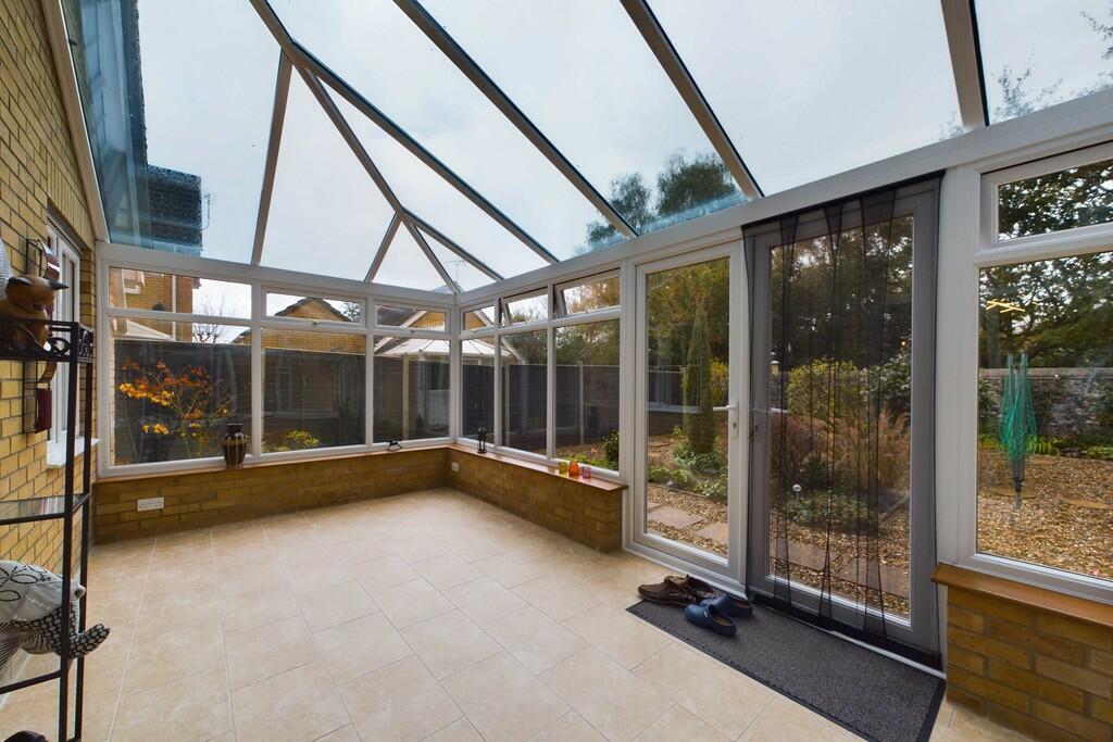 CAM01211G0-PR0123...