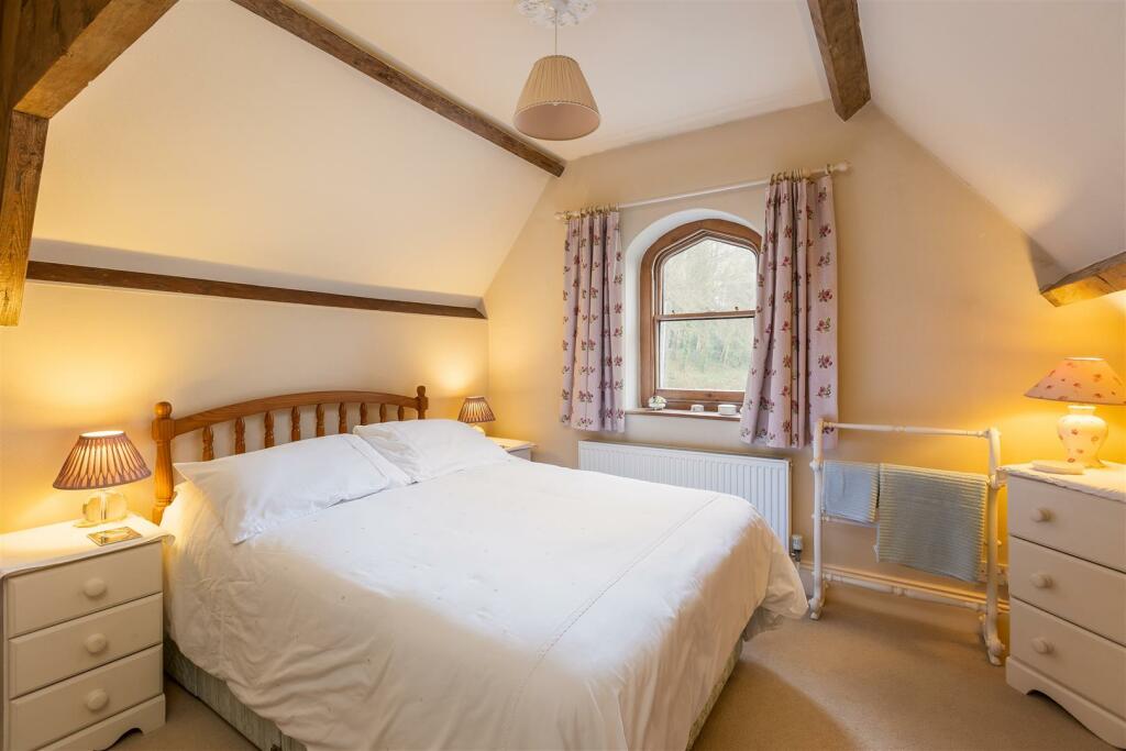 York Road 49 Bedroom 2-1.jpg