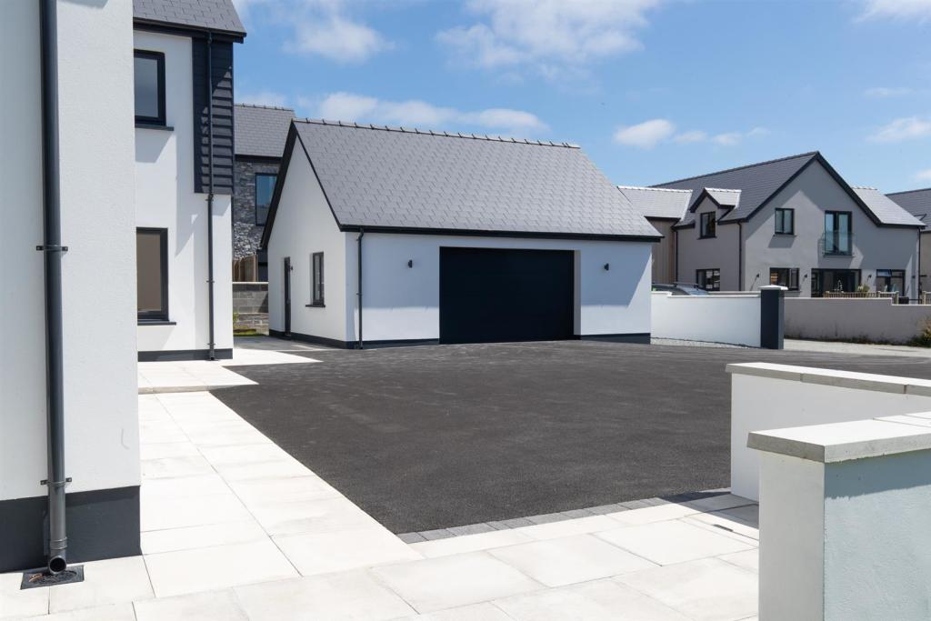 8 Ashmoor Gardens WWP - Final Edits-50.jpg