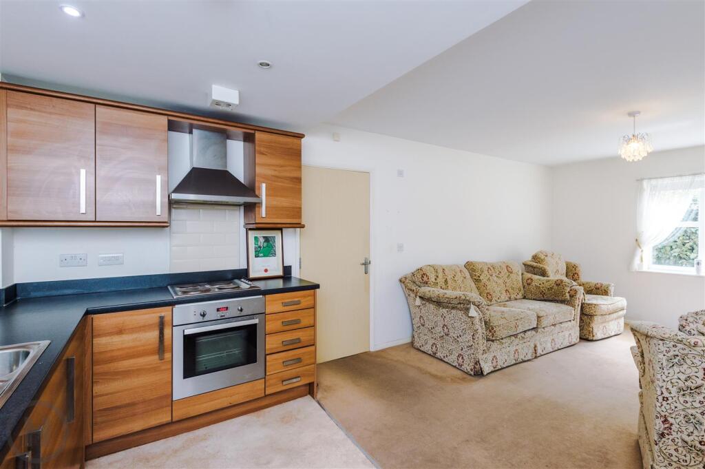 Living Area.JPG