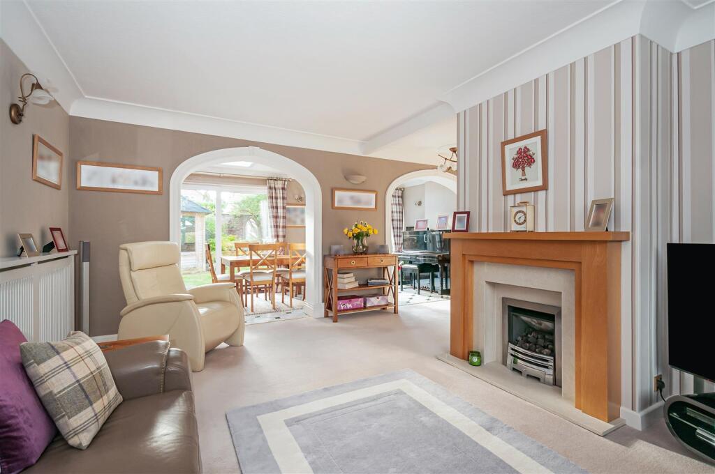 Heathfield -28.jpg