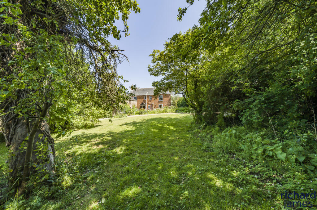 25276b3d-8b74-44c...