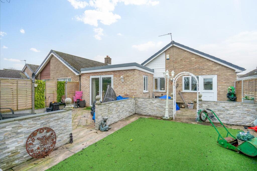 9 wordsworth crescent-15.jpg