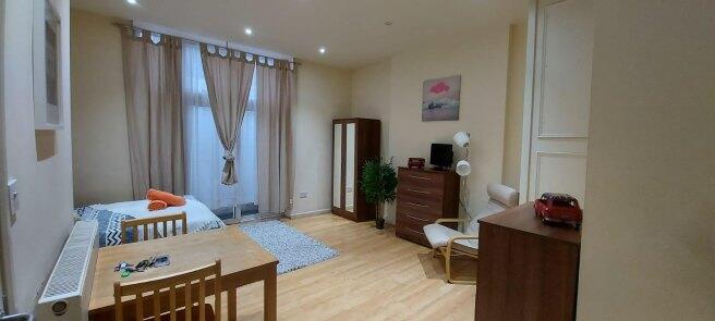brondesbury-park-nw6-7ay-981734