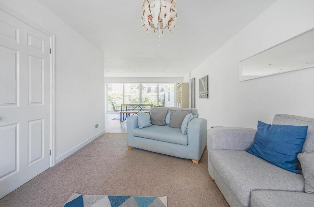 Living/Dining Room