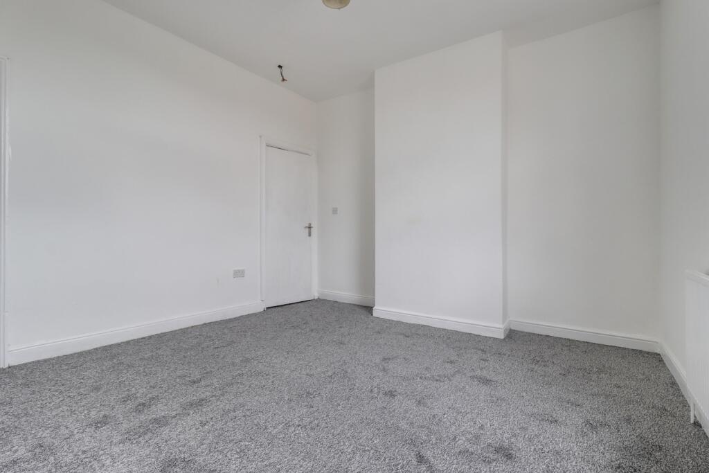 13- Rob Hammond EweMove Pontefract