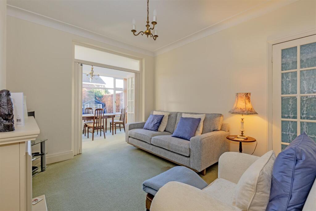Sitting Room-2.jpg
