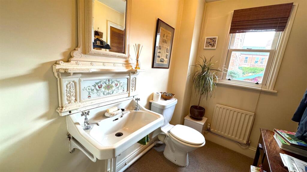 Downstairs W.C.jpg