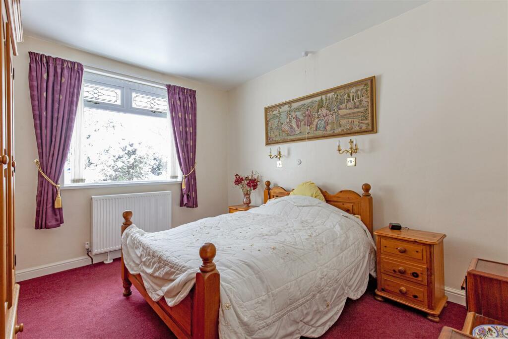 Bedroom 2-1.jpg