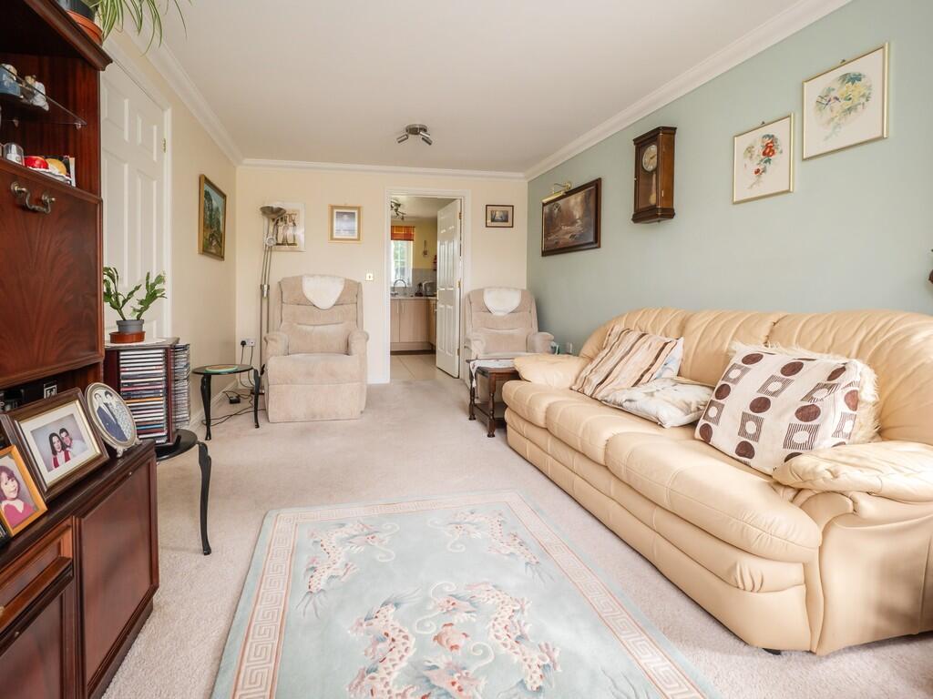 6RectoryClose Liv...