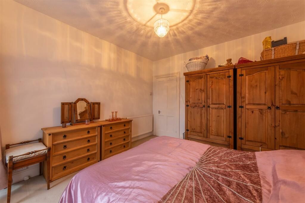53 Sunnybank Rd-4.jpg