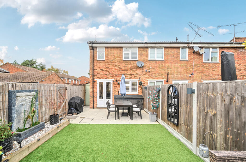 1375806-5-690b66d...