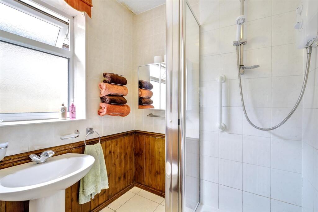 Shower Room 1_1.jpeg