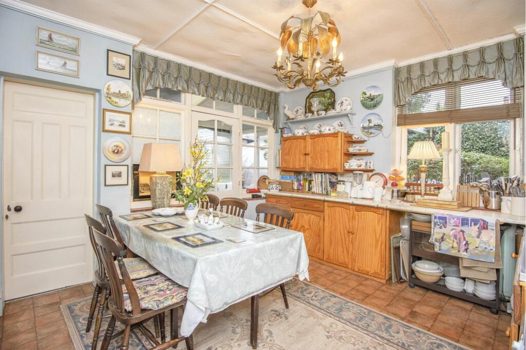 Kitchen/Breakfast