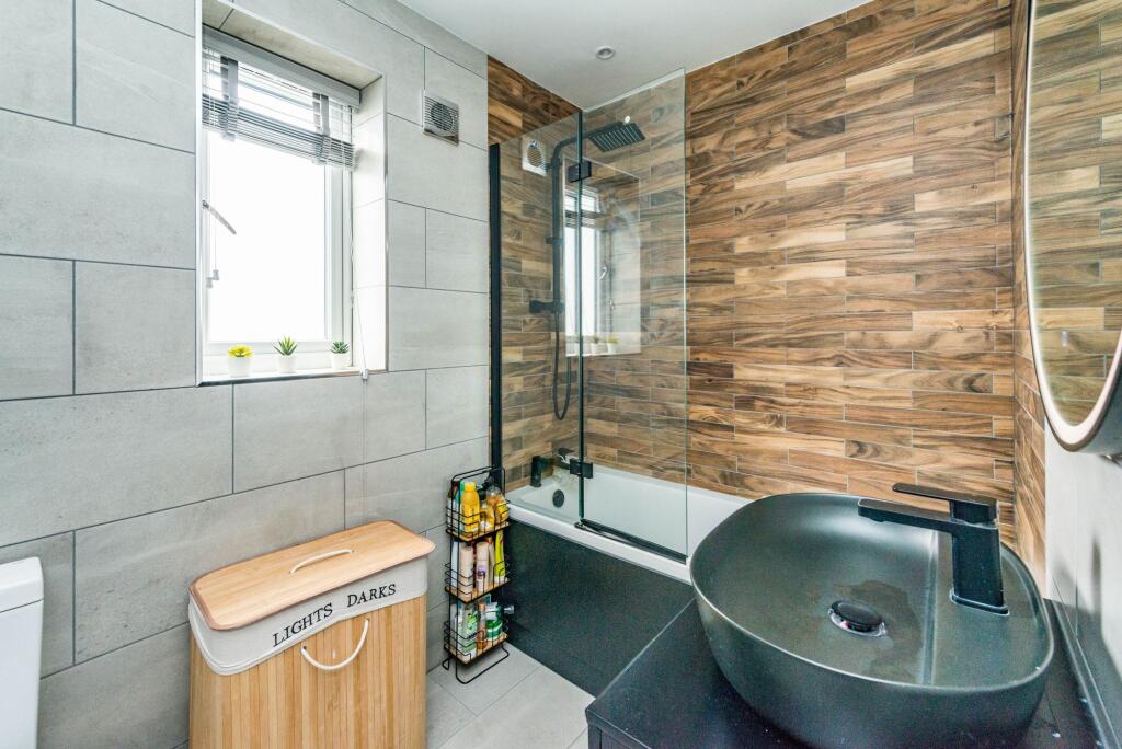 BEDROOMS AND BATHROOMS